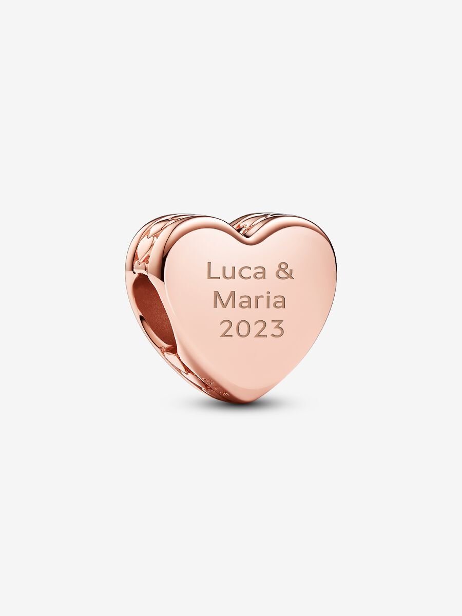 Engravable Heart Charm
14k rose gold plating