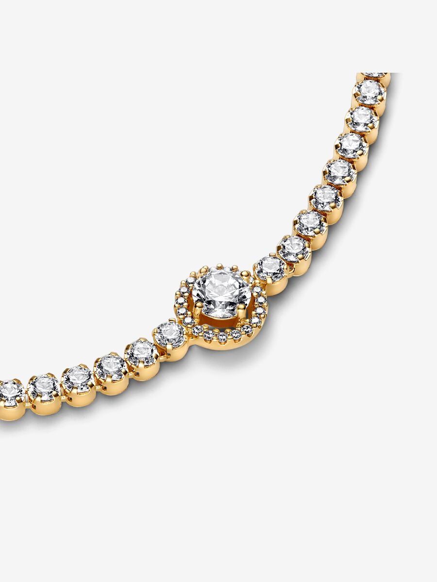 Sparkling Halo Tennis Bracelet
14k gold plating