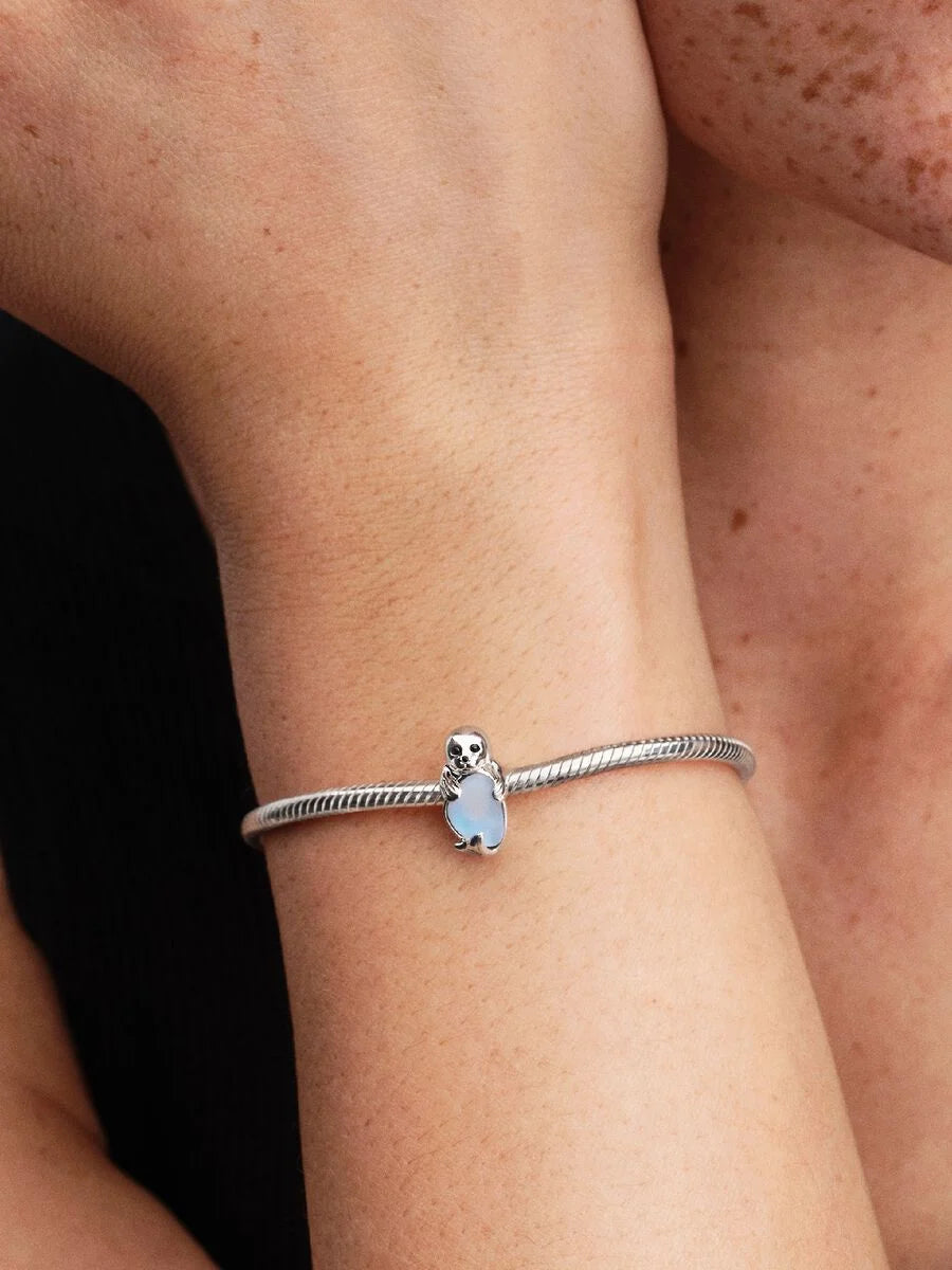NEW | Seal charm