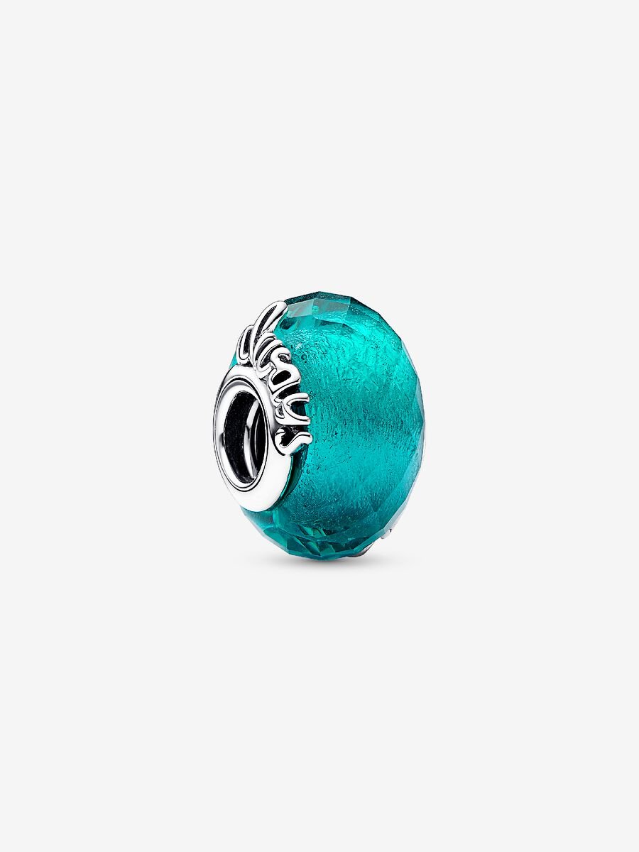 Faceted Murano Glass Friendship Charm
Sterling silver