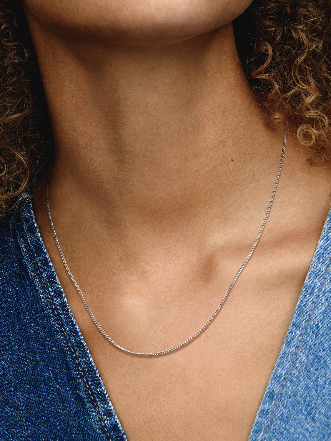 Curb Chain Necklace
Sterling silver