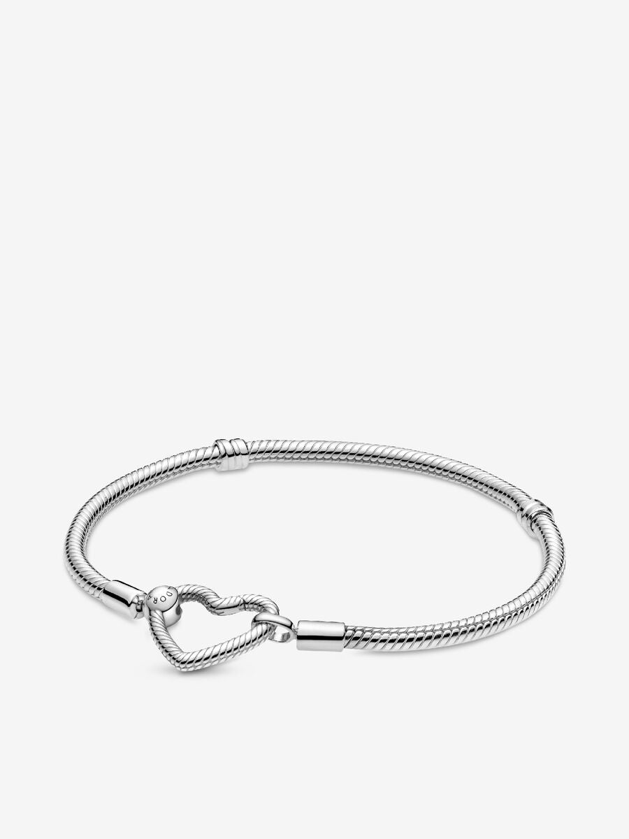 Jetsetters Charm Bracelet Set