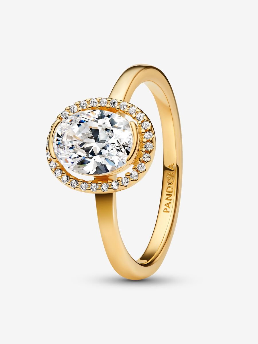 Oval Sparkling Halo Ring
14k gold plating