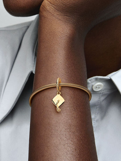 Graduation Cap Dangle Charm
14k gold plating