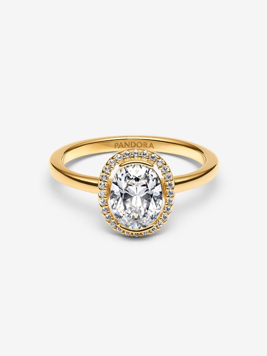 Oval Sparkling Halo Ring
14k gold plating