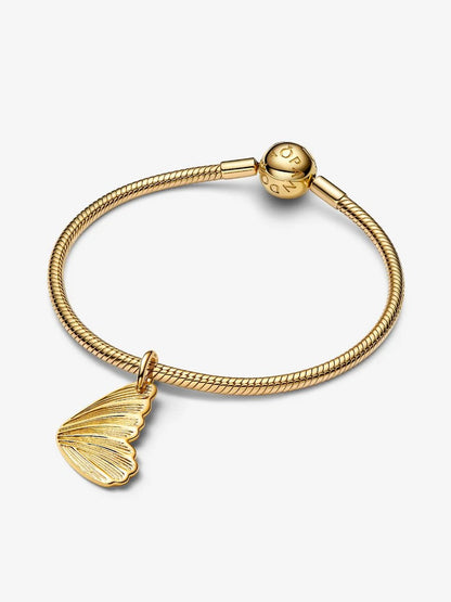 Engravable Butterfly Wing Tag Pendant
14k gold plating