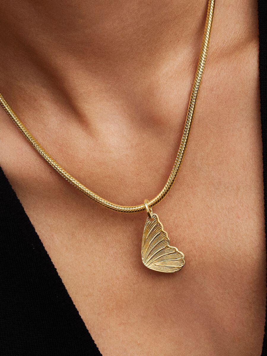 Engravable Butterfly Wing Tag Pendant
14k gold plating