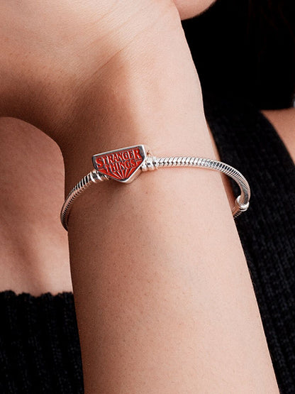 Stranger Things Clasp Snake Chain Bracelet
Sterling silver