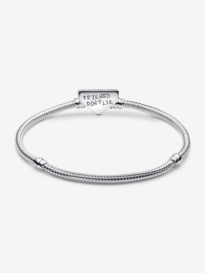 Stranger Things Clasp Snake Chain Bracelet
Sterling silver
