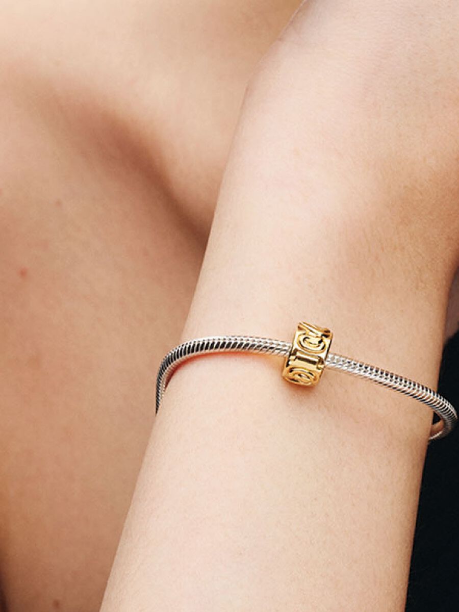 Knotted Hearts Clip