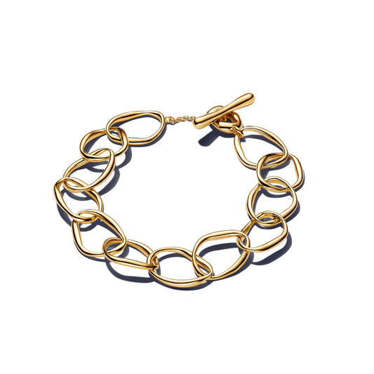 Organically Shaped Link Bracelet
14k gold plating