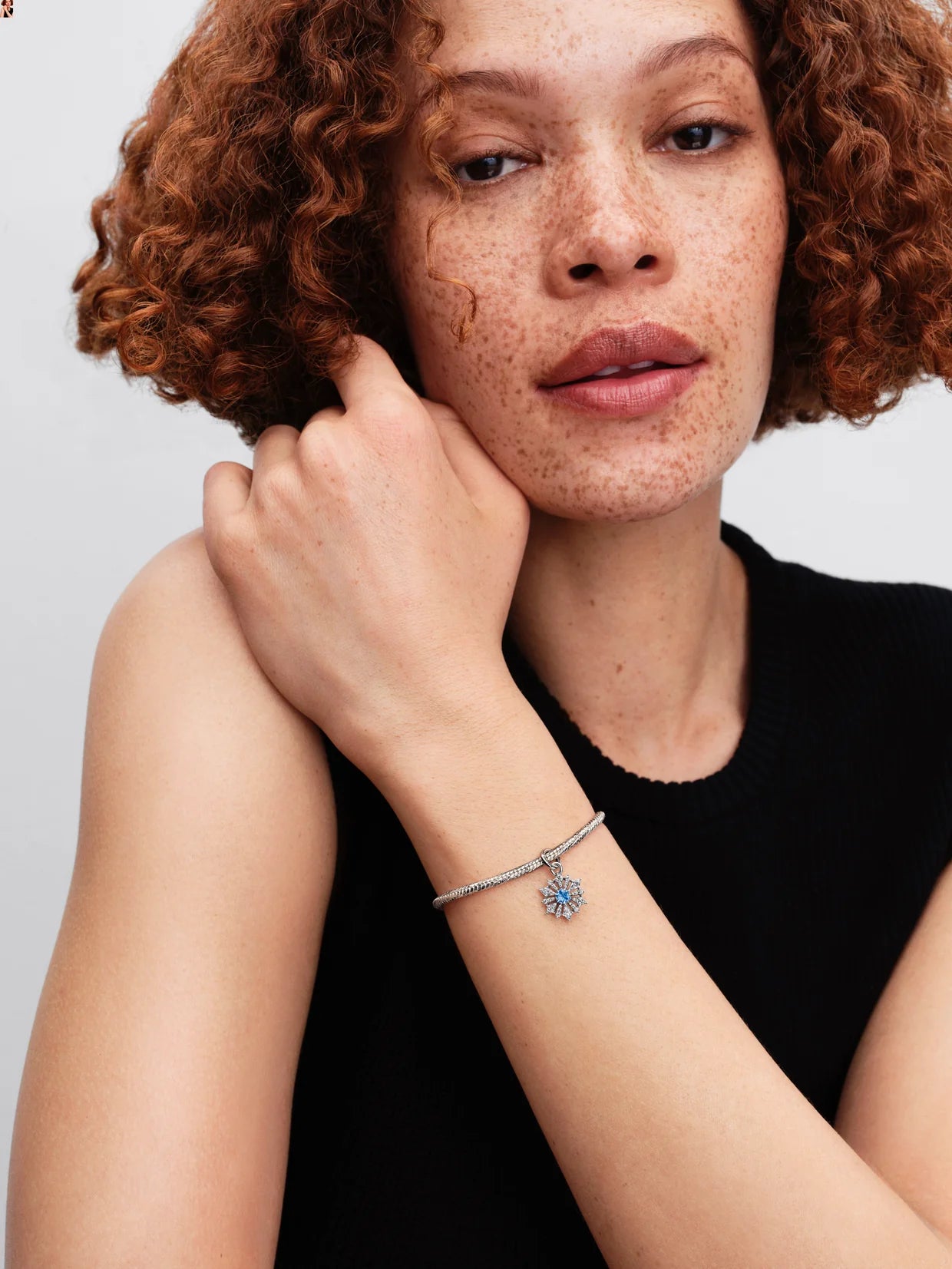 Disney Frozen Queen Elsa Snowflake Dangle Charm