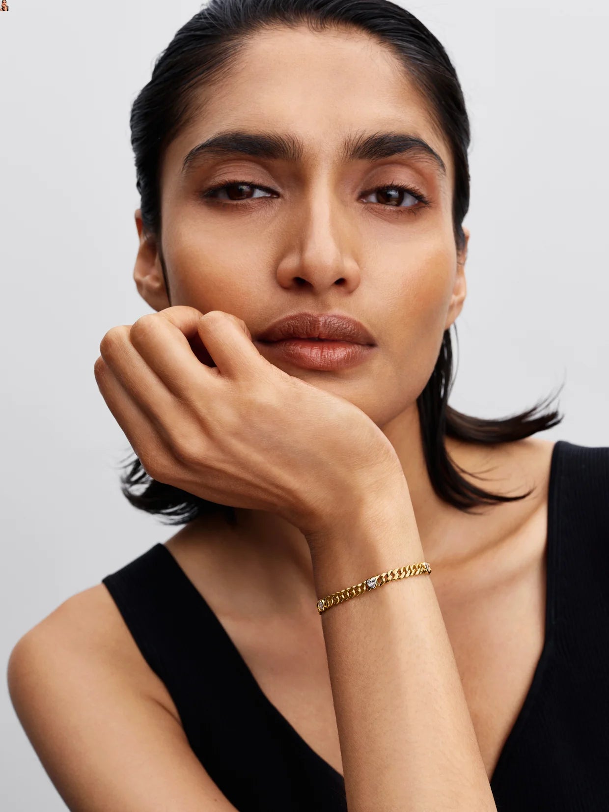 Heart Cuban Chain Bracelet
14k gold plating