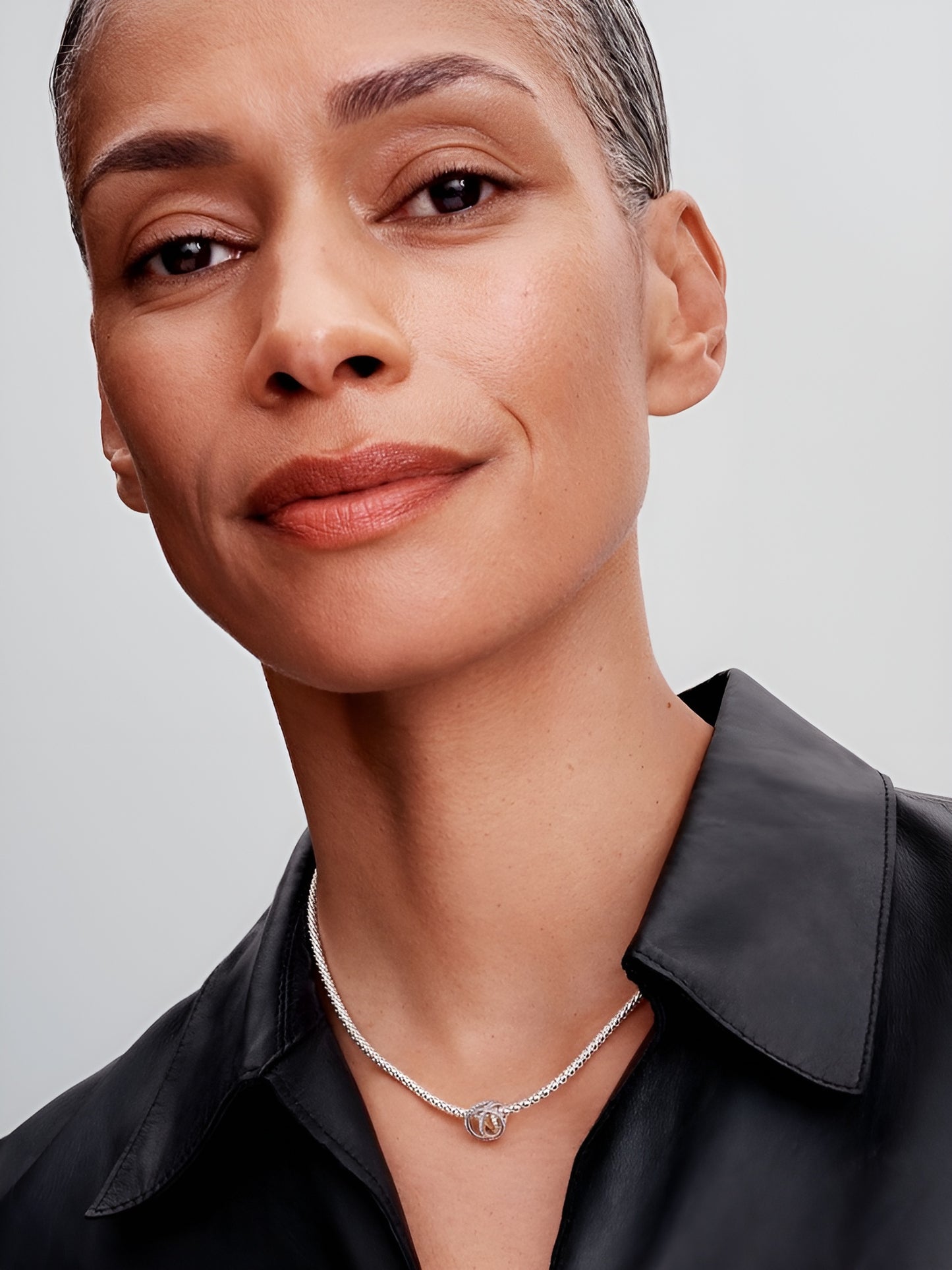 Sparkling Crossover Star Charm