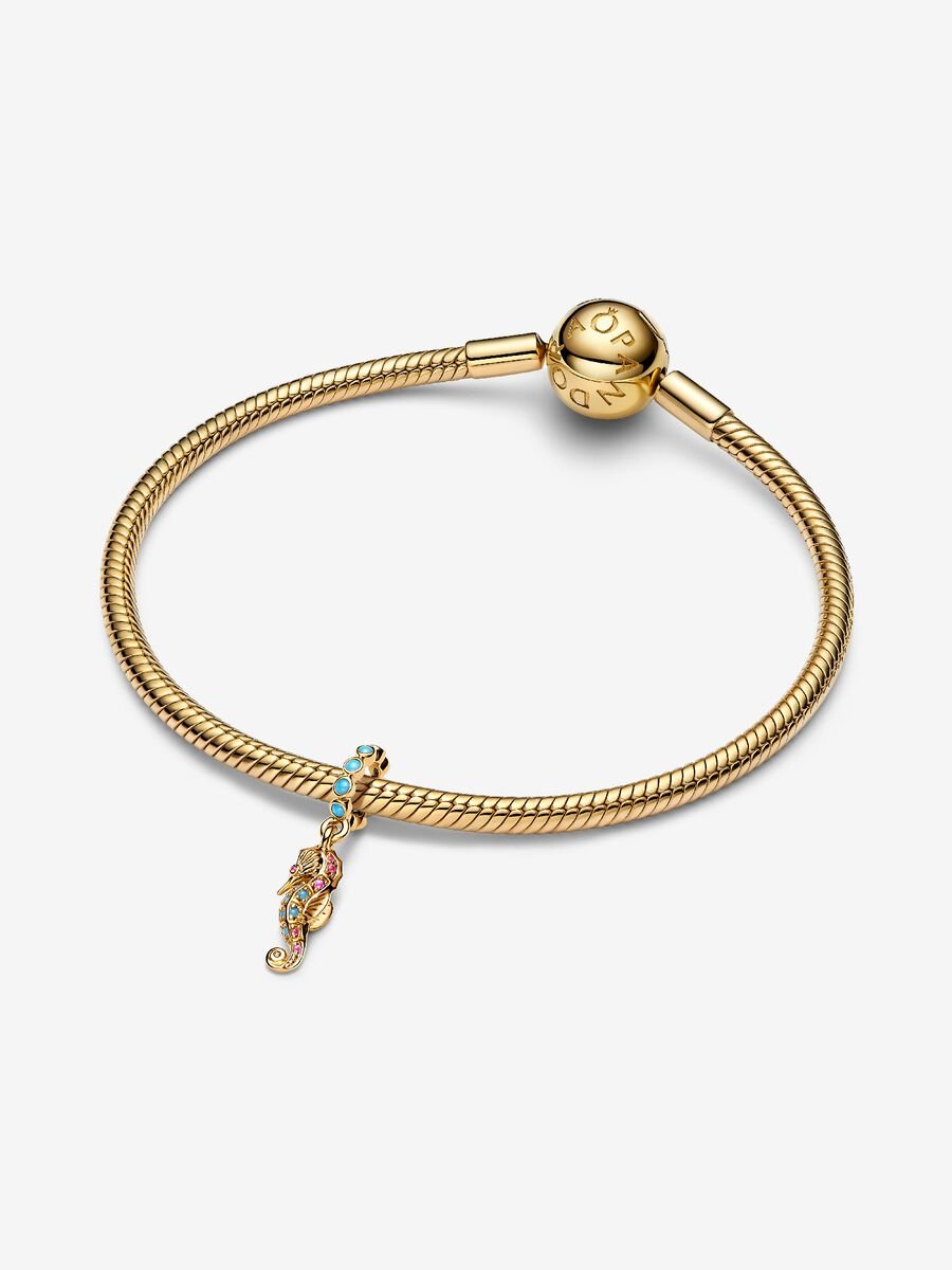 NEW                                             Seahorse Dangle Charm 14k gold plating