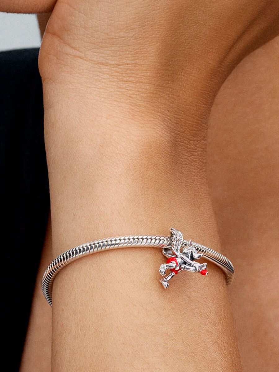 Disney Mickey Mouse Cupid Charm
Sterling silver