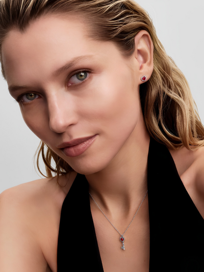 Elevated Heart Key Collier Necklace