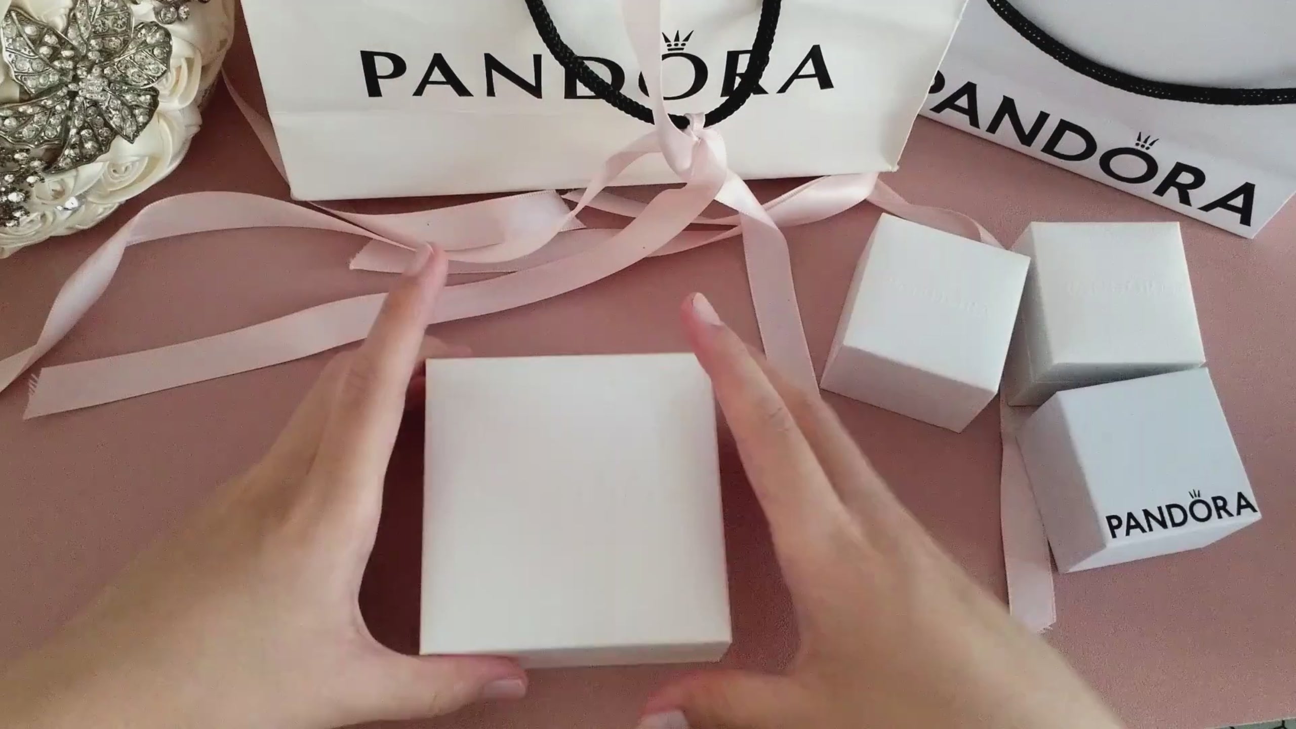 Load video: Pandora Egypt Packaging